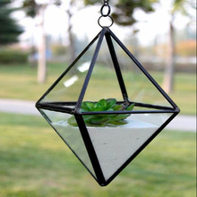 HANGING TERRARIUM BRASS WITH GLASS