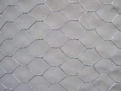 Polished Metal Hexagonal Mesh, For Boundaries, Wall, Length : 3ft, 4ft, 5ft, 6ft, 7ft