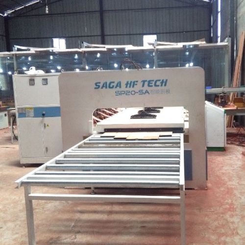 Automatic Wood board Edge Gluing Press Machine, Brand Name : SAGA
