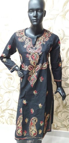 Smriti Textile Chikan Cotton Kurti, Pattern : Embroidered