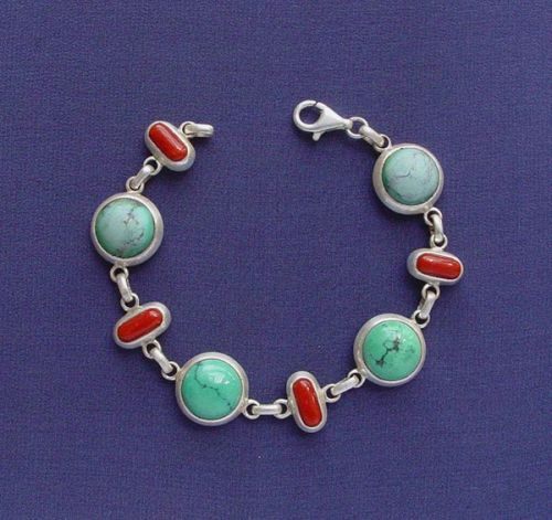 Polished .Silver Chunky Bracelet Party Wear Casual Wear