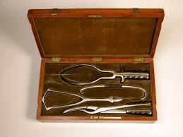 Round Craniotomy Set With Aluminium Box, For Medical, Feature : Eco-friendly