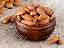 Almond Nuts, For Milk, Sweets, Packaging Type : 10kg, 1kg, 20kg, 5kg