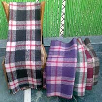 45% Woolen Rest Synthetic Shoddy Blankets, For In Winters (Warm Blanket), Size : 145*230 Cms