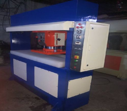 Travelling Head Clicking Machine, Automatic Grade : Semi Automatic