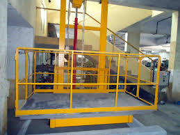 Manual Hydraulic Goods Lift, For Construcitonal, Industrial, Feature : Best Quality, Digital Operated