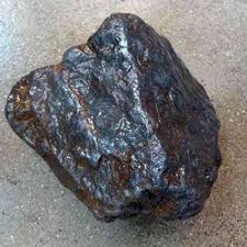 Calibrated Iron Ore, For Industrial Use, Form : Lumps