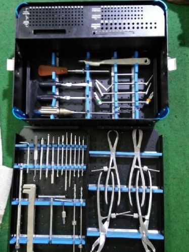 Polished Metal Small Instrument Set, For Hospital Use, Quality : Good