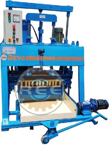 Egg Laying Concrete Block Making Machine, Capacity : 50 To 60 Stroke / Hour