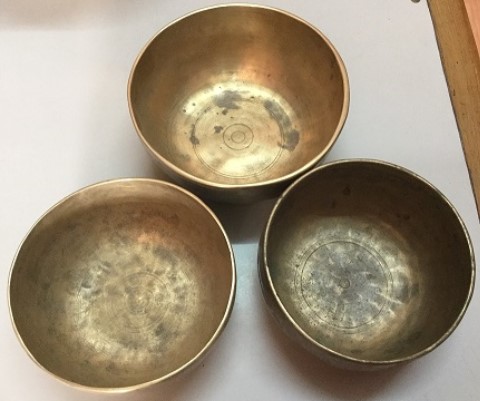 Brass Plain Antique Singing Bowls, Shape : Round