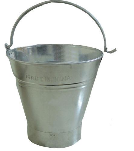 Non Polished Galvanized Iron Buckets, Shape : Round