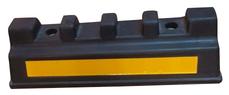 Rubber Car Stopper, Size : 500 X 160 X 125 Mm