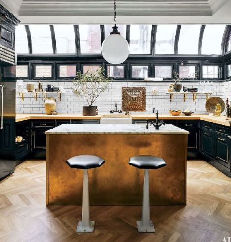 Island Shaped Kitchen