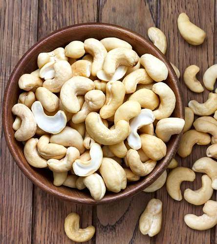 Cashew Nuts, For Snacks, Sweets, Packaging Type : Pouch, Sachet Bag