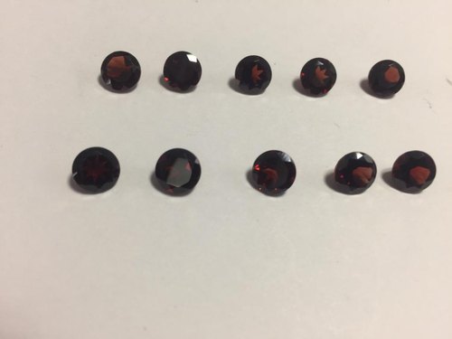 Garnet Gemstone, Color : Red