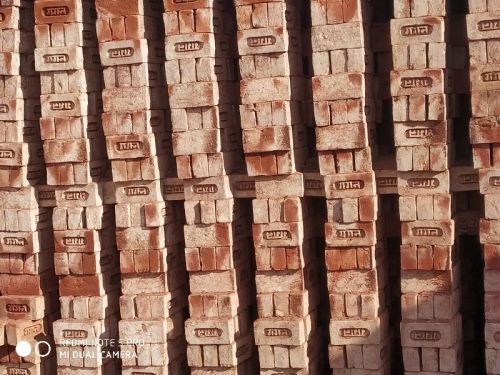 Clay Bricks, For Partition Walls, Size : 9*4*3.5