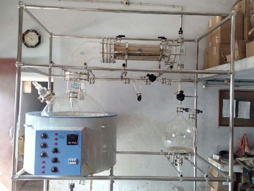 SIMPLE DISTILLATION UNIT