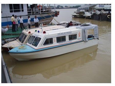 FRP Ambulance Boat, Seating Capacity : 12