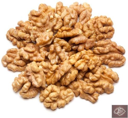 Walnut kernels, Material : Walnut