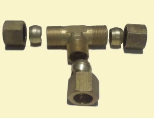 Brass Union Tee, For Gas Fittings, Oil Fittings, Certification : ISI Certified