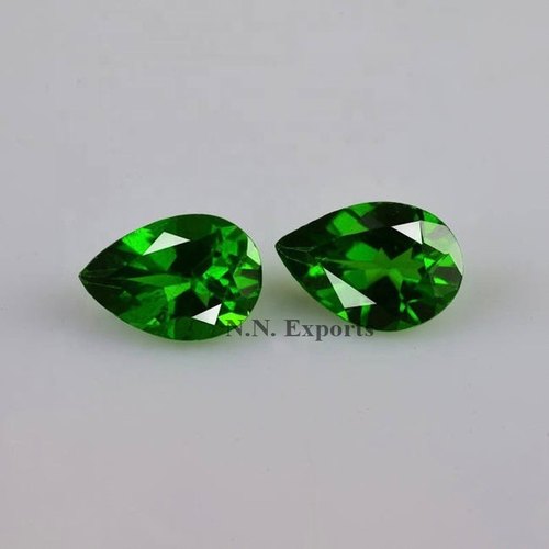Chrome Diopside Faceted Pear Gemstone, Feature : Aptivating Look, Attractive Look