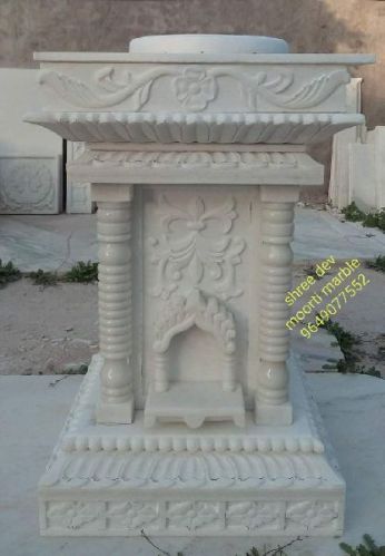 Square Marble Tulsi Stand, For Garden, Home, Feature : Good Quality, Shiny