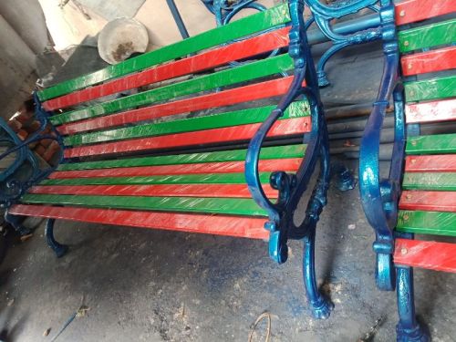 MANUAL GARDEN BENCHES, For Children Playing, Certification : ISI