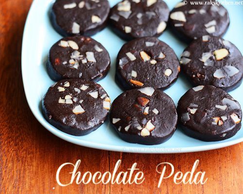 Round Chocolate Peda, Occasion : Anniversary, Wedding Etc.