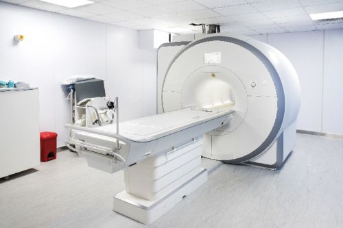 MRI Machine, Operation Type : Panoramic Array, Whole-body Integrated