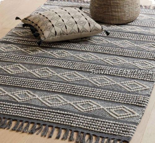 Rectangular Cotton Rugs, For Home, Hotel, Office, Size : 3x4feet, 4x5feet, 5x6feet, 6x7feet, 7x8feet