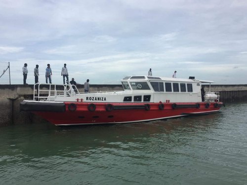 Patrol Boat, Power Source : Petrol, Diesel