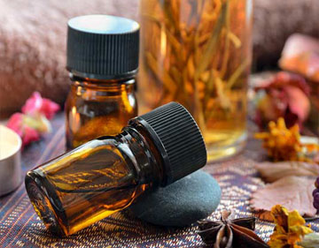 Sandalwood Oil, For Cosmetic, Purity : 100%