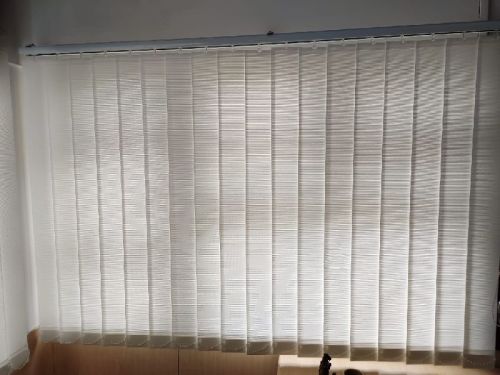 Plain Wooden Vertical Window Blinds, Technics : Machine Made