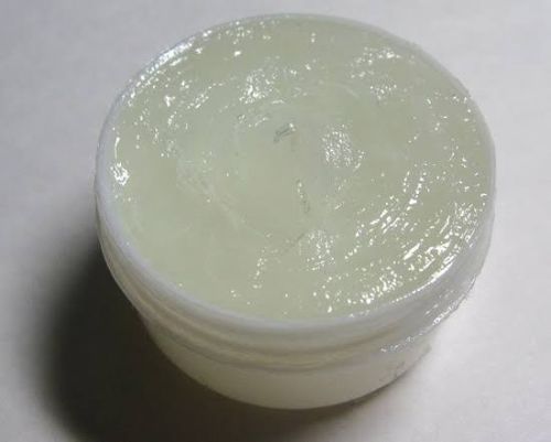 Petroleum Jelly, For Skin Protection, Feature : Moisturizer, Smooth Texture