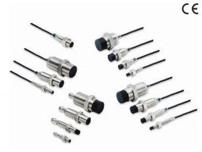 Omron Connector Models Cylindrical Proximity Sensor