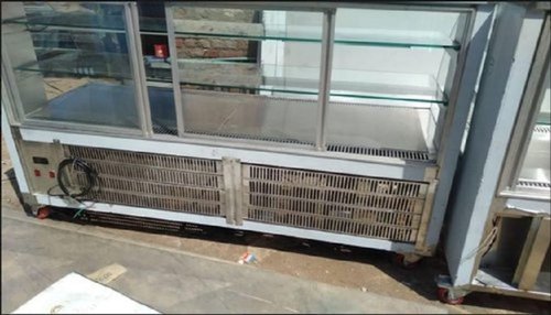 Oks Cake Display Counter, Size : 0-5 Kg