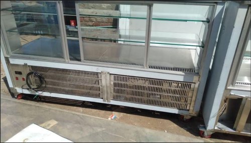 Oks Refrigerated Bakery Display Counter, Size : 0-5Kg