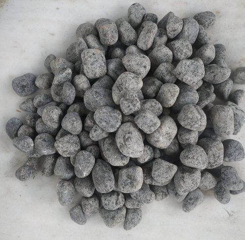 Tumbled Natural Stone Granite Pebbles, Color : Black