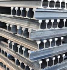 Rectangular Non Coated Cast Iron Used Rail Track, For Railway, Packaging Type : Bundle In Bulk