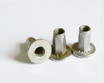 Automobile Standard Part Rivet Nuts For Fittngs Use