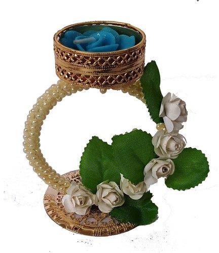 Acrylic Antique Tea Light Holder, Color : Gold