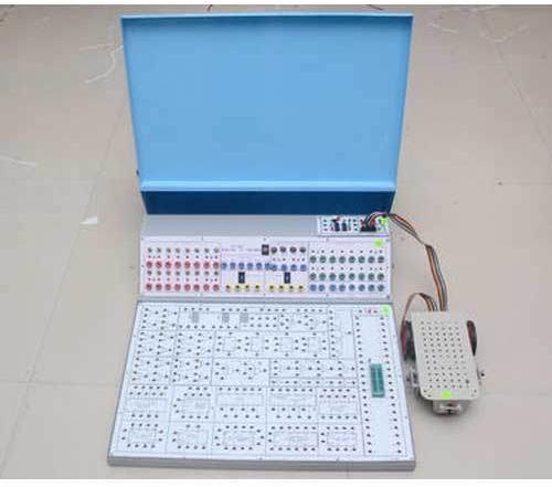 Digital Logic Trainer