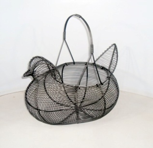 Iron Wire Egg Basket, For Kitchen, Feature : Easy To Carry, Washable