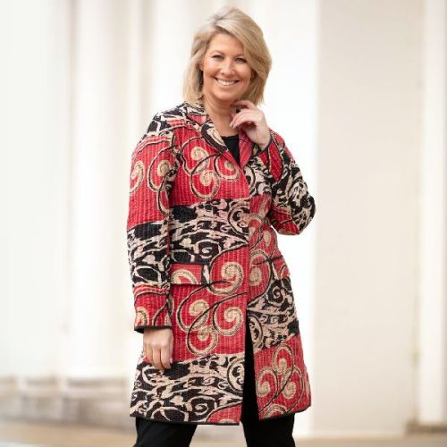 Ladies Vintage Long Jacket, Feature : Reversible, Breathable, Plus Size, Quilted