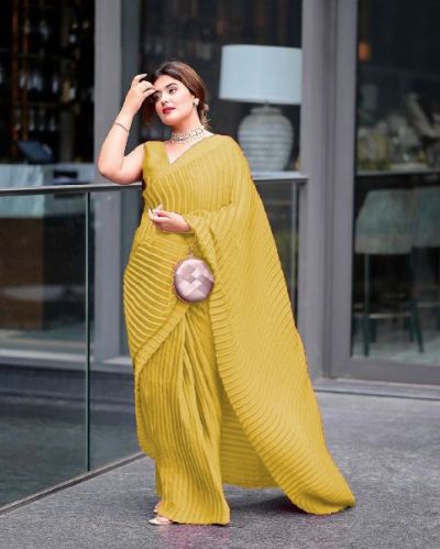 Plain Vichitra Silk Saree, Packaging Type : Packet