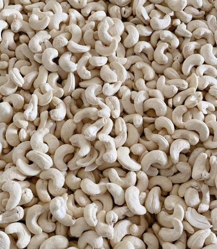 Scorched Whole Cashew Kernels