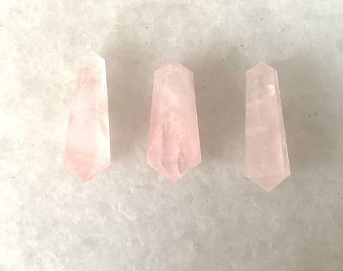 Rose Quartz Pencil, Color : Pink