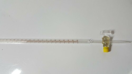 Glass Laboratory Burette, Capacity : 100 Ml