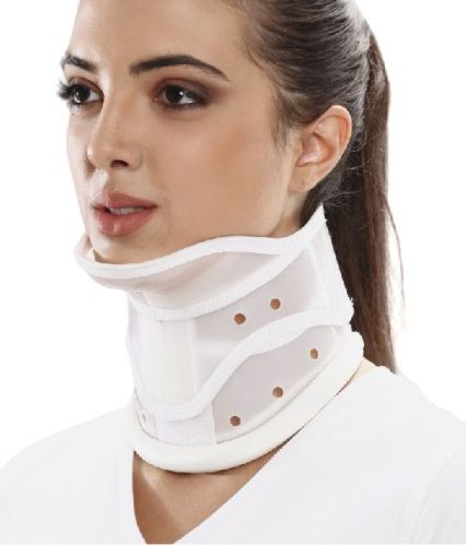 Cervical Collar Hard With Chin