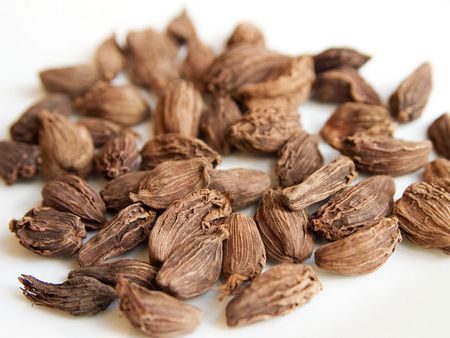 Natural Black Cardamom, Variety : Garam Masala